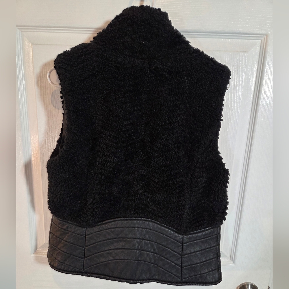 Cavalini Ci Sono Black Faux Fur Jacket - Picture 5 of 9
